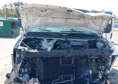 2010 GMC Savana 2500 Work Van z USA, uszkodzony, nr VIN 1GTZGFBA5A1101073